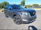 Nissan Pathfinder Platinum 4wd Image 1