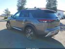 Nissan Pathfinder Platinum 4wd Image 2