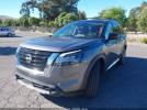 Nissan Pathfinder Platinum 4wd Image 16