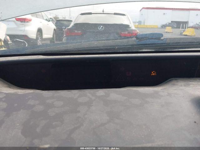 Toyota Prius Image 7