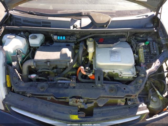 Toyota Prius Image 8