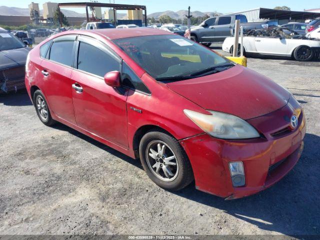  Salvage Toyota Prius