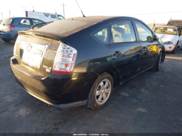 Toyota Prius Image 8