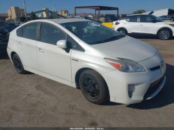  Salvage Toyota Prius