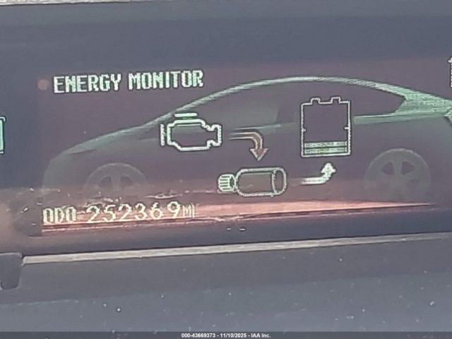 Toyota Prius Two Image 15