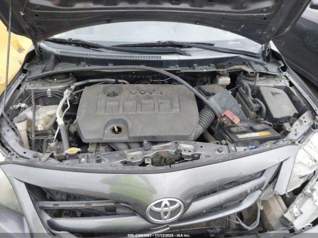 Toyota Corolla L Image 10