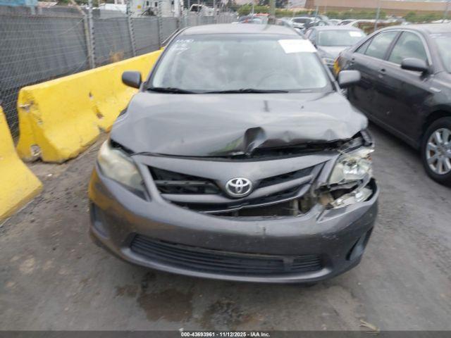 Toyota Corolla L Image 3