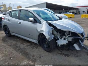  Salvage Nissan LEAF