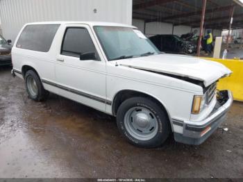  Salvage Chevrolet Blazer