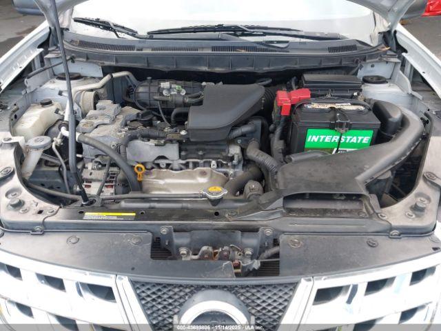 Nissan Rogue S Image 3