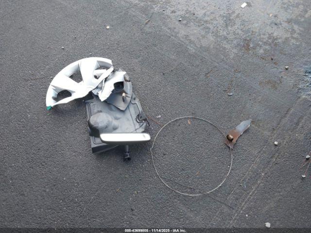 Nissan Rogue S Image 11