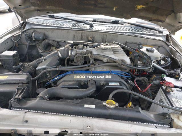 Toyota 4Runner Sr5 V6 Image 3