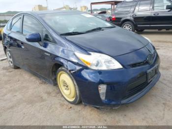  Salvage Toyota Prius
