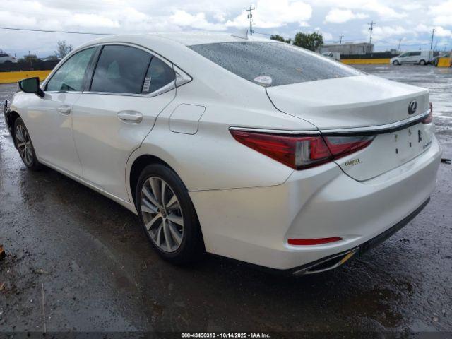 Lexus Es Image 10