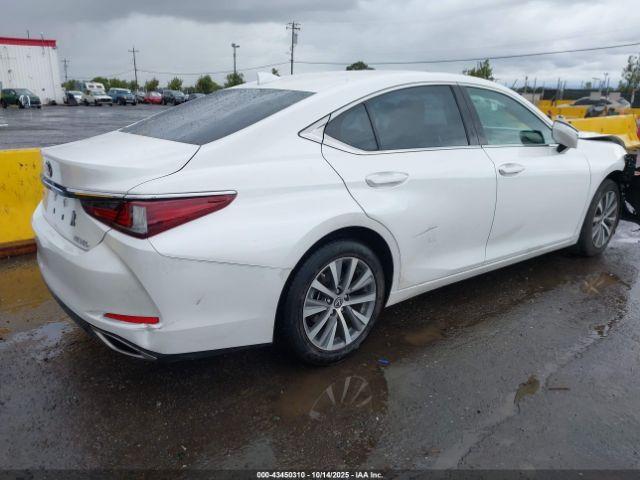 Lexus Es Image 11