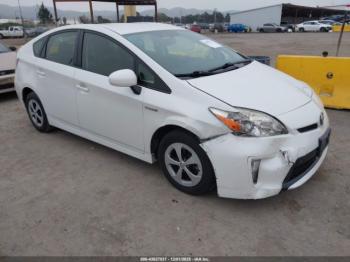  Salvage Toyota Prius