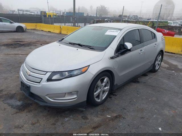 Chevrolet Volt Image 12