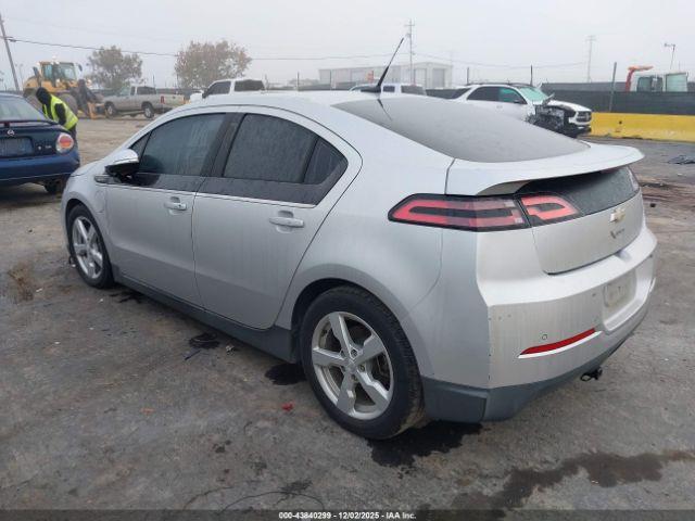 Chevrolet Volt Image 4