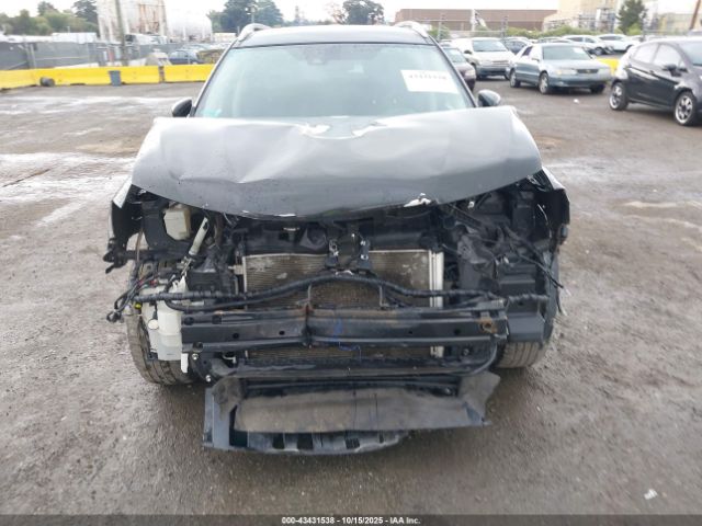 Nissan Rogue Sv Image 3