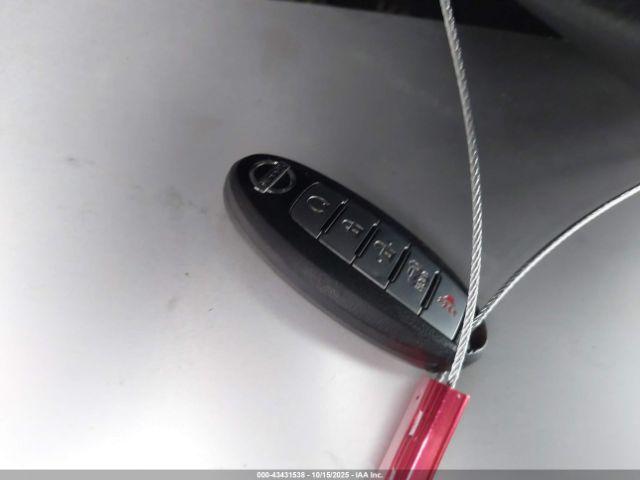 Nissan Rogue Sv Image 12