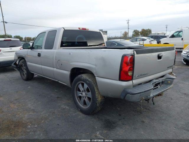Chevrolet Silverado 1500 Ls Image 13