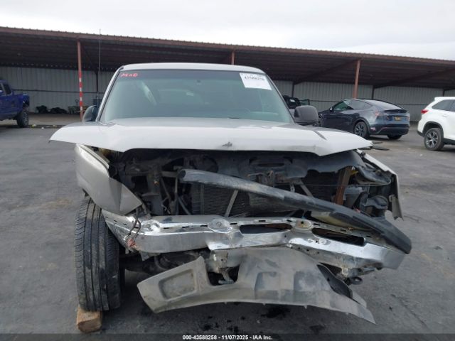 Chevrolet Silverado 1500 Ls Image 15