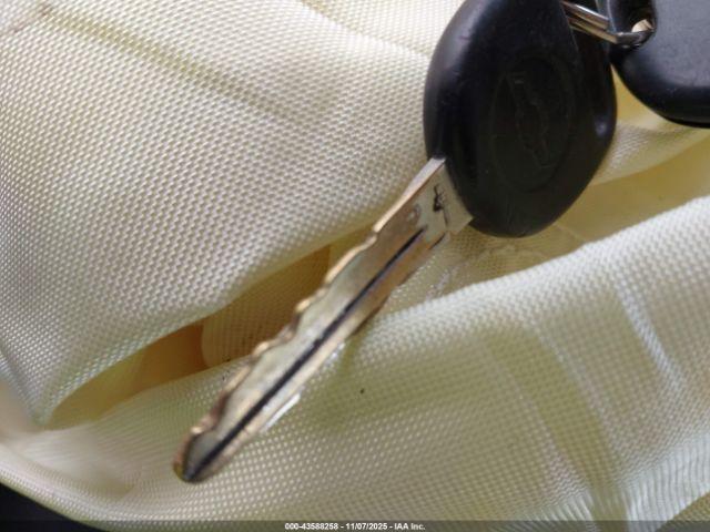 Chevrolet Silverado 1500 Ls Image 3