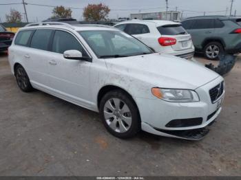  Salvage Volvo V70