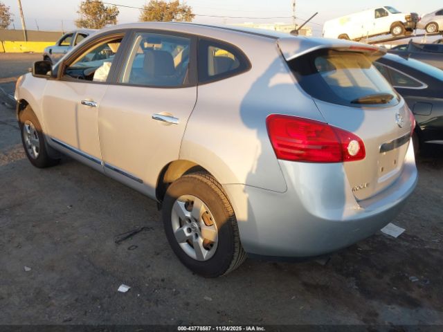 Nissan Rogue S Image 3