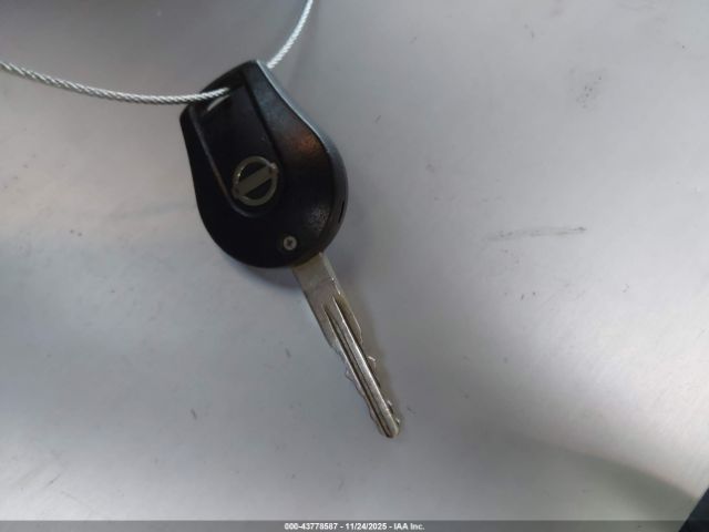 Nissan Rogue S Image 10