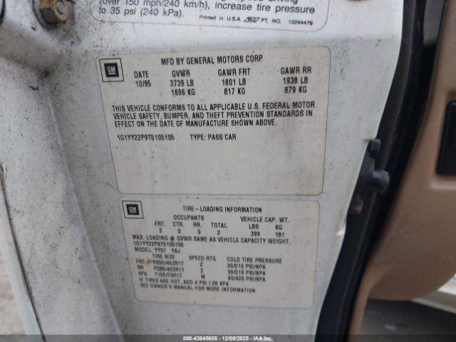 Chevrolet Corvette Image 14