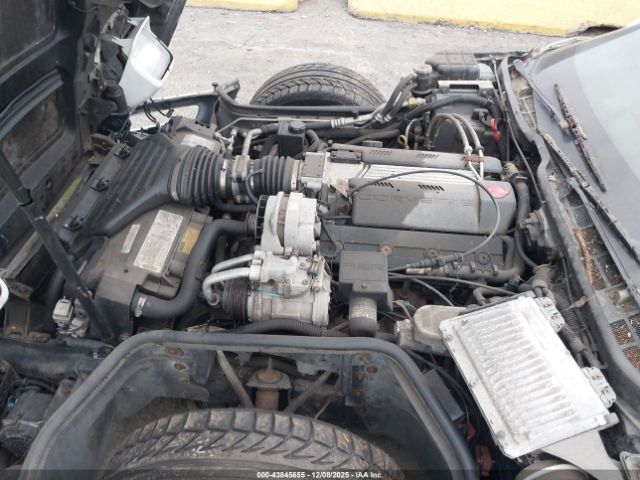 Chevrolet Corvette Image 11