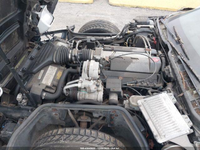 Chevrolet Corvette Image 11