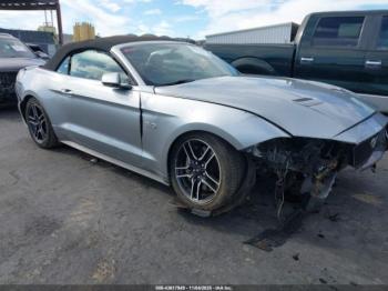  Salvage Ford Mustang