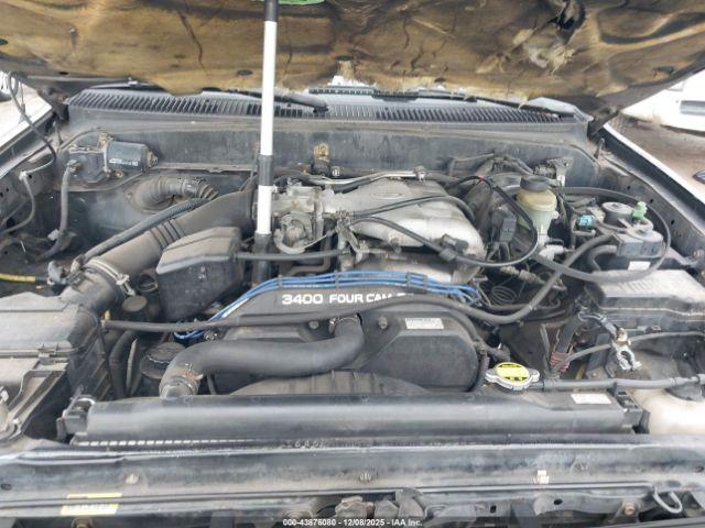 Toyota Tacoma Prerunner V6 Image 5