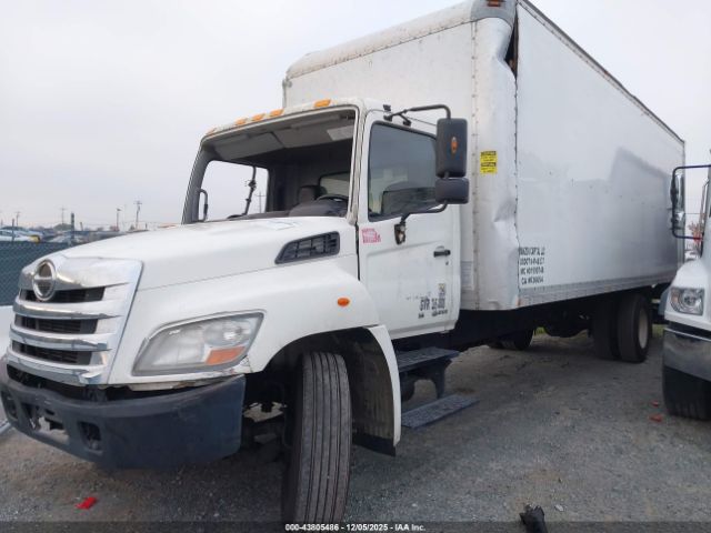 Hino 258 268 Image 13