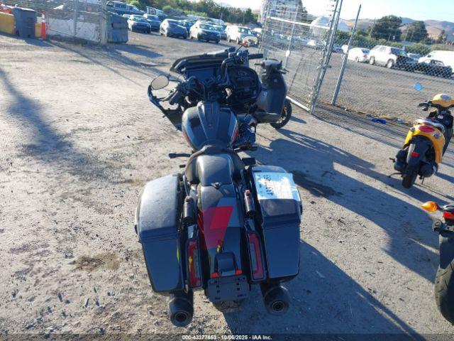 Harley-Davidson Fltrxstse Image 3