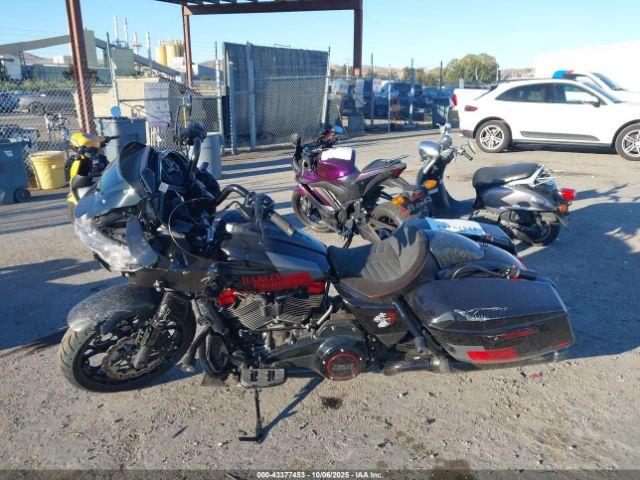 Harley-Davidson Fltrxstse Image 2