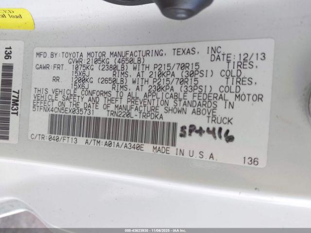 Toyota Tacoma Image 11