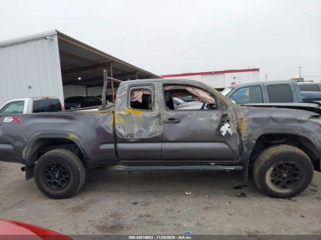 Toyota Tacoma Sr V6 Image 11