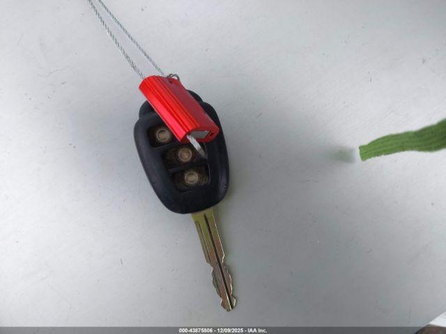 Toyota Prius c One Image 6