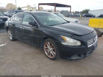  Salvage Nissan Maxima