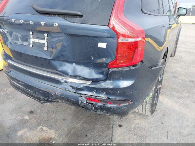 Volvo Xc90 Recharge Plug-in Hyb T8 Plus Dark Theme 7-seater Image 2