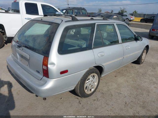 Ford Escort Se Image 3