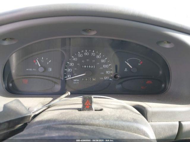 Ford Escort Se Image 6