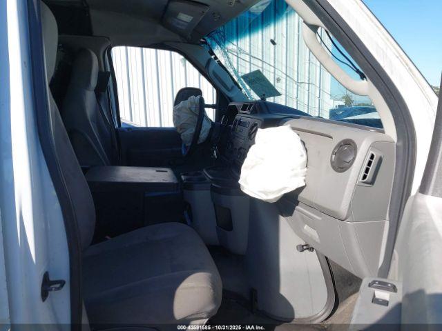 Ford E-150 Commercial Image 5