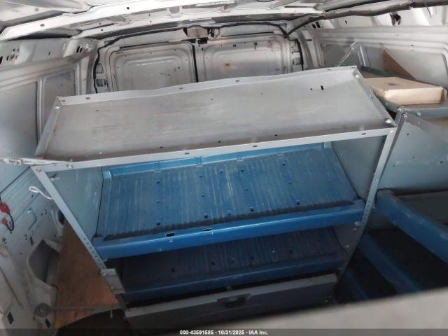 Ford E-150 Commercial Image 9