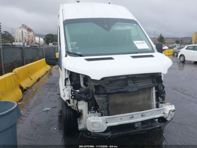 Ford Transit Image 2