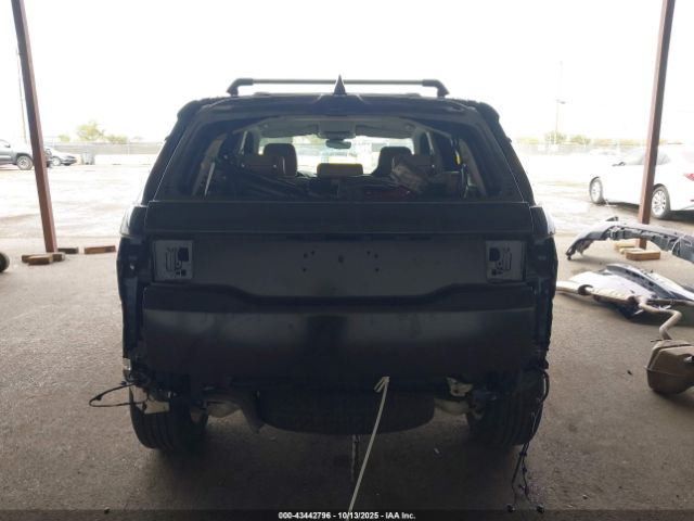 Land Rover Discovery S Image 8