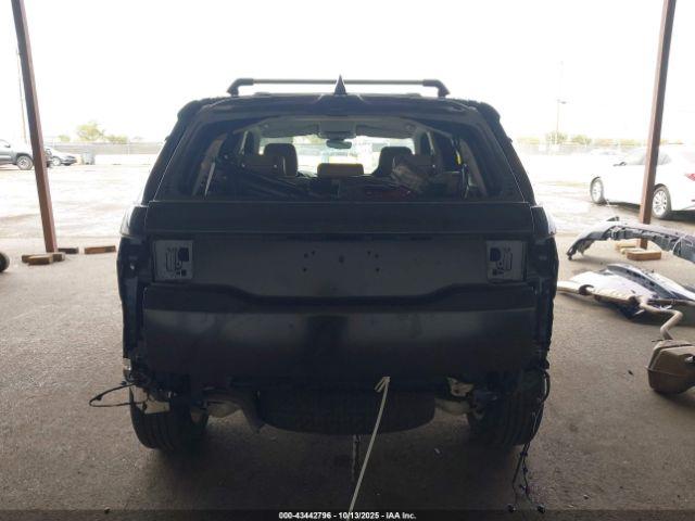 Land Rover Discovery S Image 8